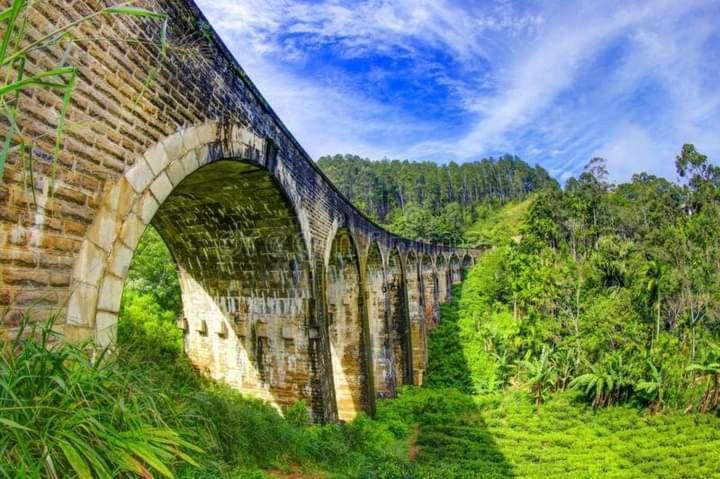 バドゥッラTravel Nestアパートメント エクステリア 写真